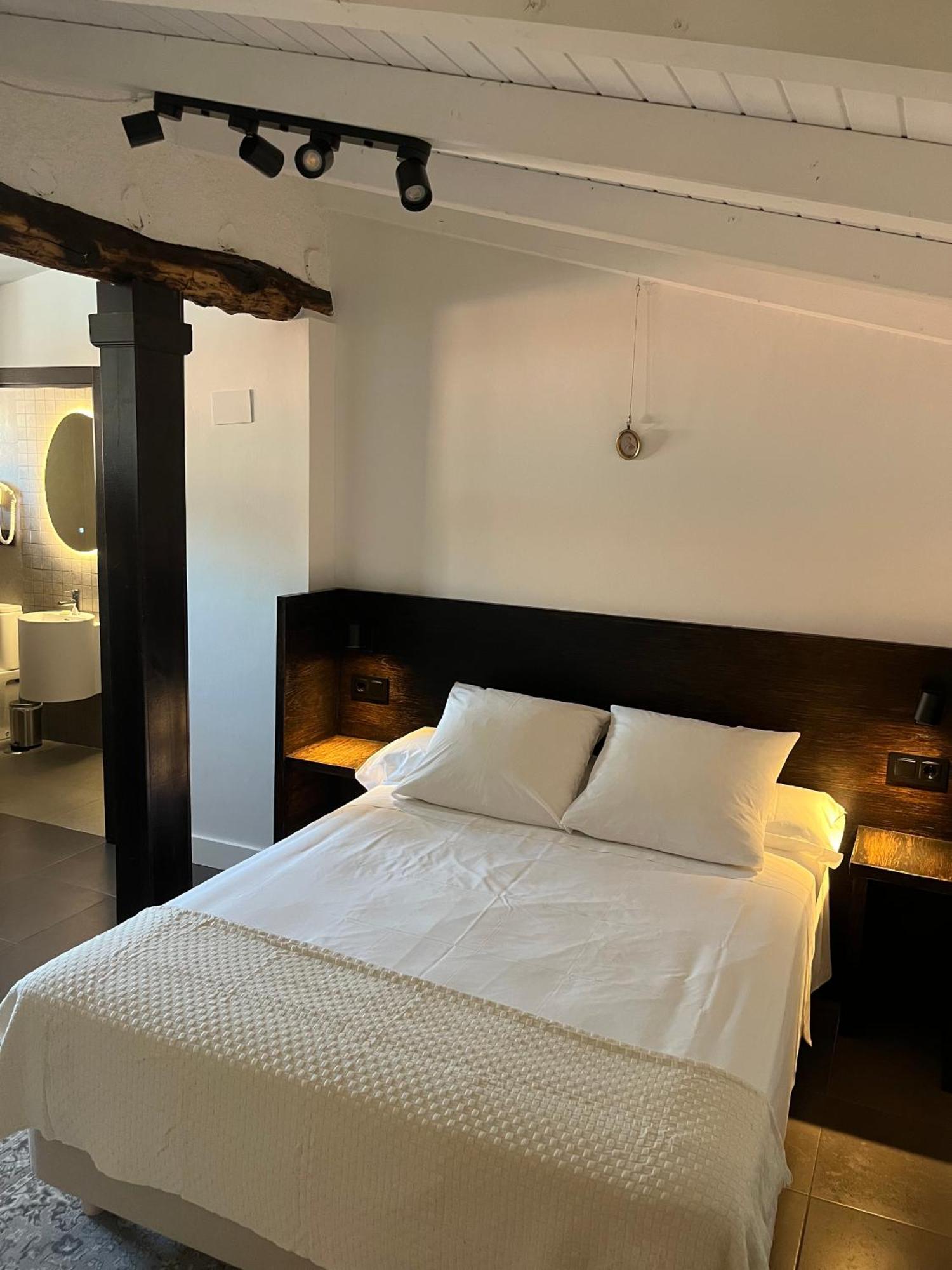 Apartamento La Antigua Fonda Relator Hervás Exterior foto